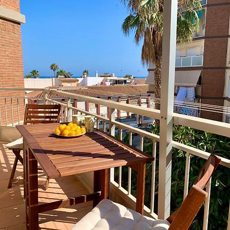 En La 2A Linea En Torre Del Mar Apartman Kültér fotó