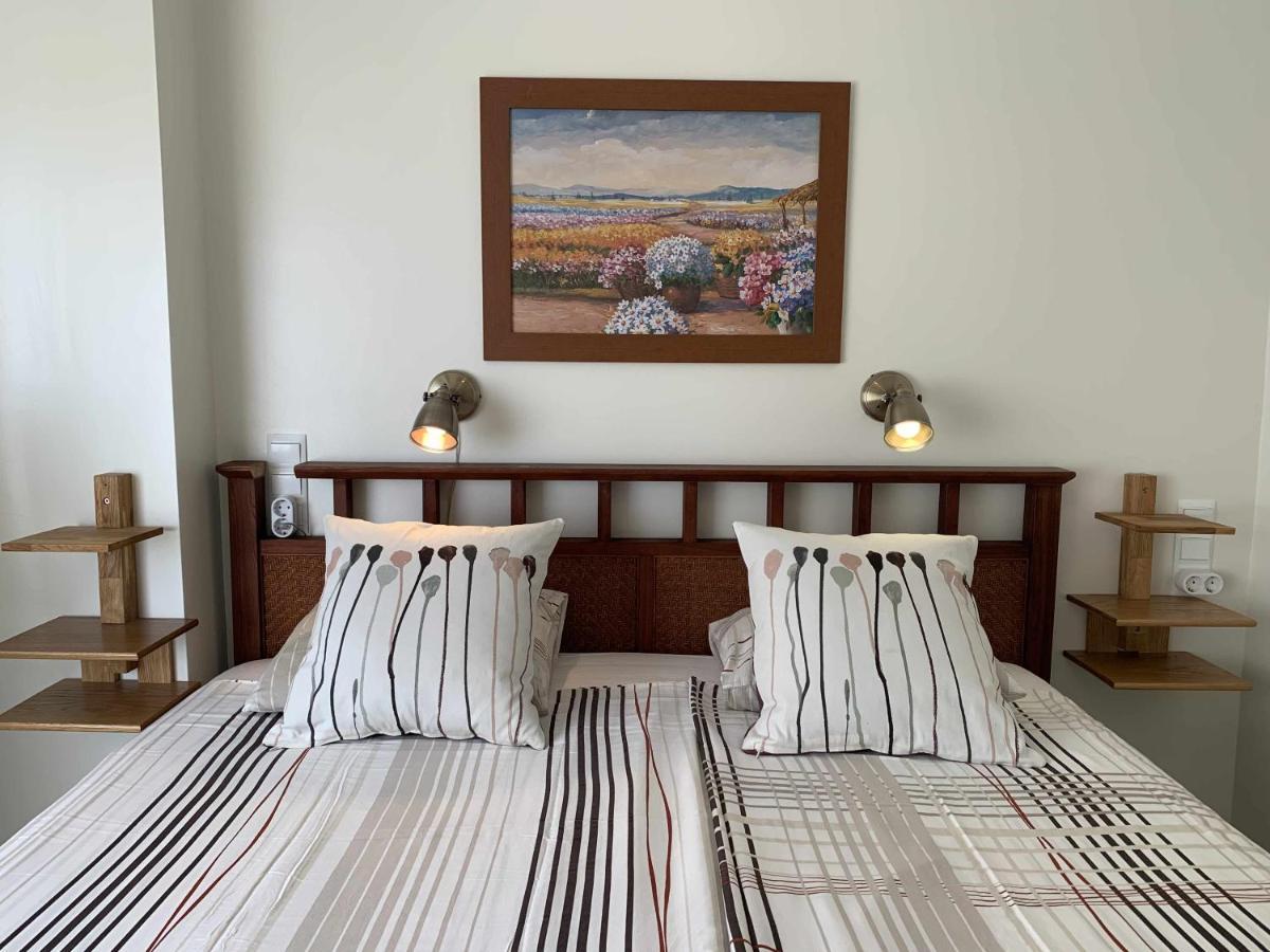 En La 2A Linea En Torre Del Mar Apartman Kültér fotó