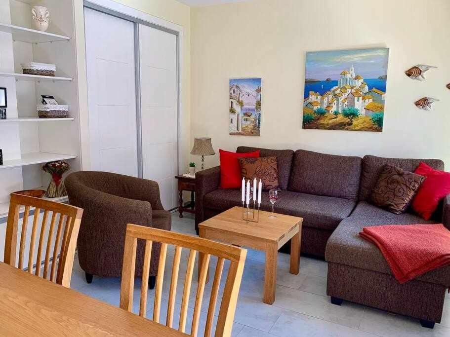 En La 2A Linea En Torre Del Mar Apartman Kültér fotó