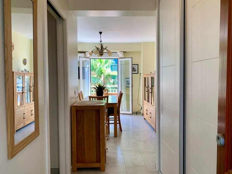 En La 2A Linea En Torre Del Mar Apartman Kültér fotó