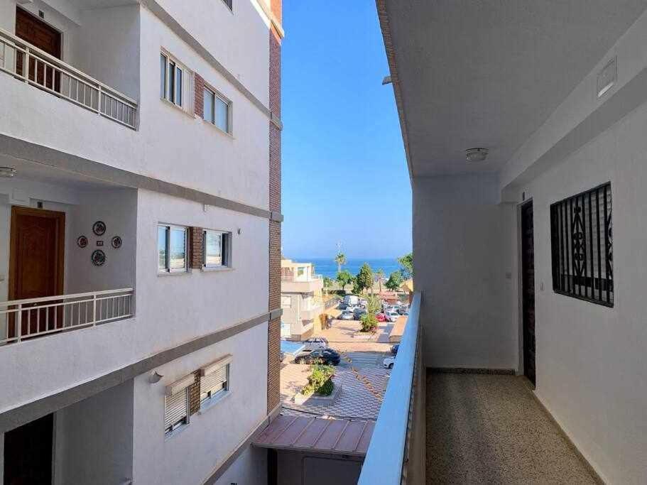 En La 2A Linea En Torre Del Mar Apartman Kültér fotó