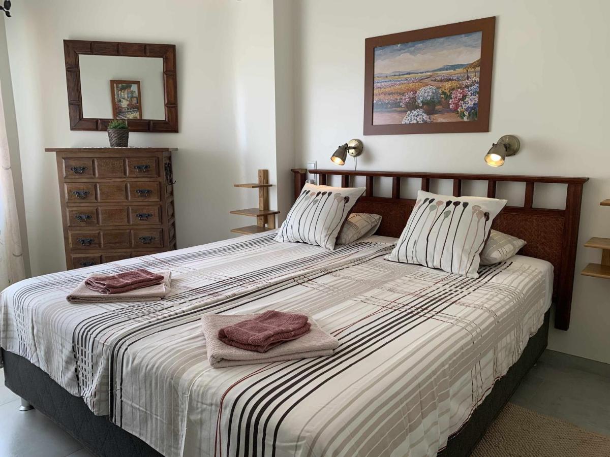 En La 2A Linea En Torre Del Mar Apartman Kültér fotó